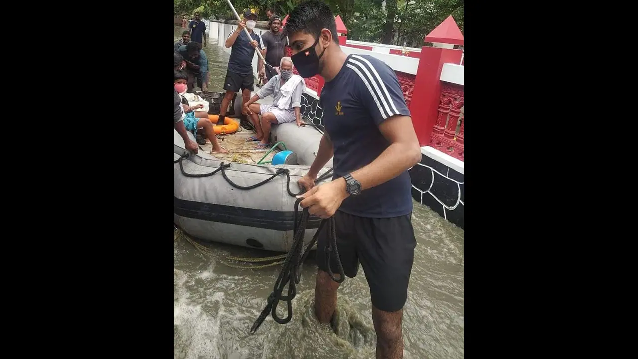Cyclone Tauktae: Navy teams aid rescue ops in Kerala, IAF aircraft on standby Cyclone Tauktae: Navy teams aid rescue ops in Kerala, IAF aircraft on standby