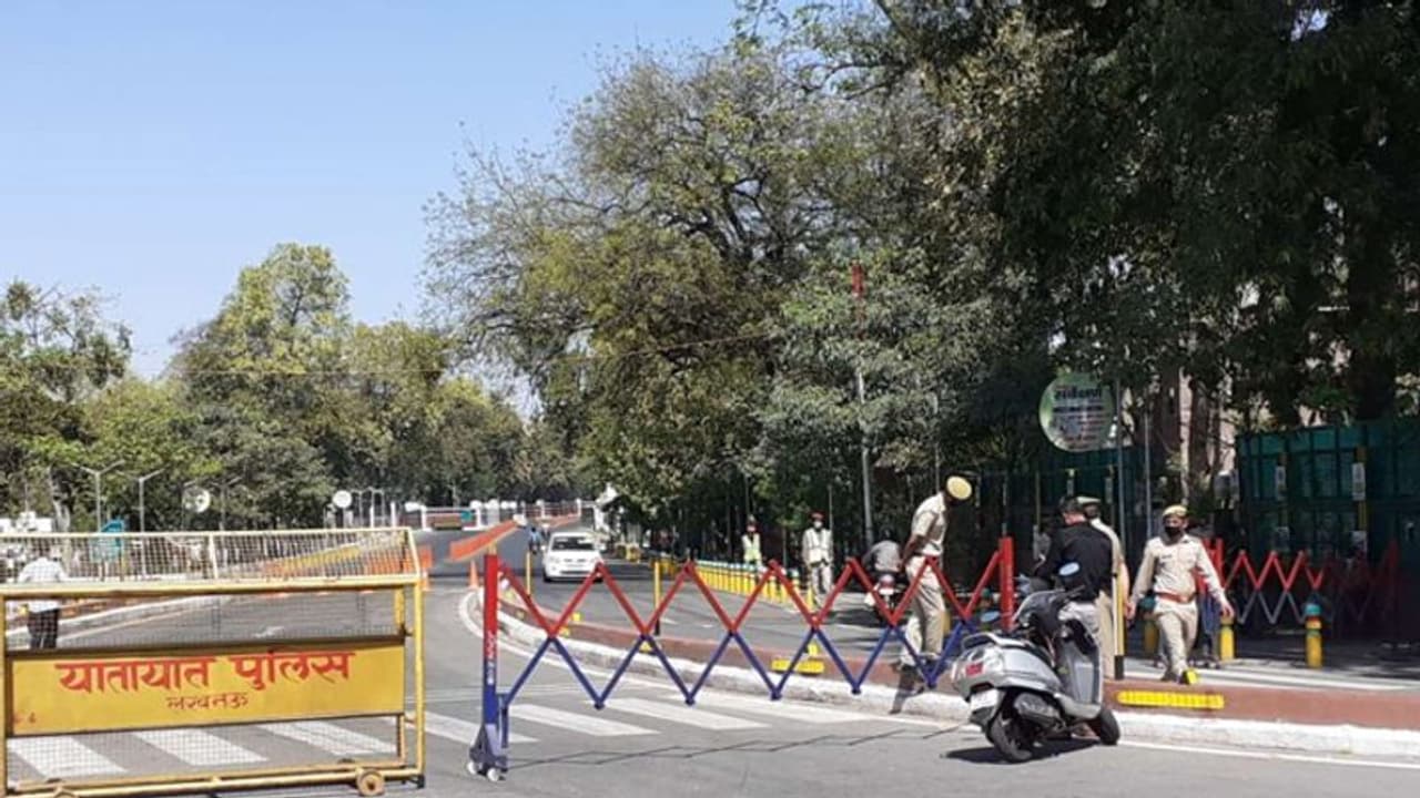 उप्र में 24 मई तक लॉकडाउन: 1 करोड़ रेहड़ी और रिक्शा वालों को हर महीने 1 हजार रु; जानिए क्या खुला क्या बंद उप्र में 24 मई तक लॉकडाउन: 1 करोड़ रेहड़ी और रिक्शा वालों को हर महीने 1 हजार रु; जानिए क्या खुला क्या बंद