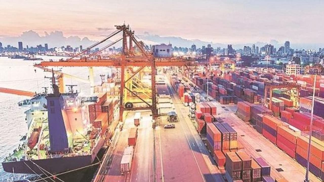 വിദേശ വ്യാപാര മേഖല തിരിച്ചുവരവിന്റെ പാതയിലെന്ന് വാണിജ്യ സെക്രട്ടറി വിദേശ വ്യാപാര മേഖല തിരിച്ചുവരവിന്റെ പാതയിലെന്ന് വാണിജ്യ സെക്രട്ടറി