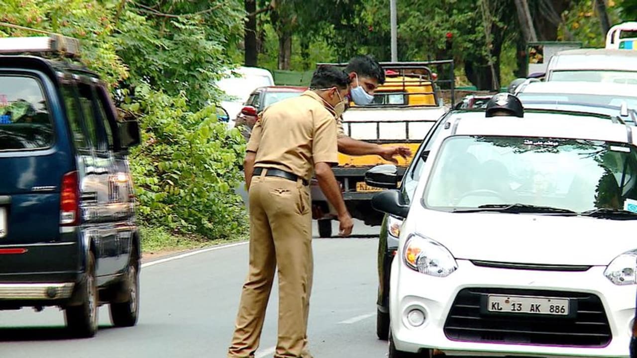 ചീട്ട് കളിക്ക് പാസിന് അപേക്ഷ, ആട്ടിൻപാലിനായി ദൂരയാത്ര; ലോക്ക്ഡൌൺ എട്ടാം ദിനവും 'ഉടയിപ്പു'കളുമായി നിരവധി പേർ