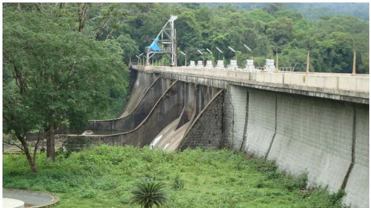 തൃശ്ശൂർ പെരിങ്ങൽക്കുത്ത് അണക്കെട്ടിന്റെ സ്പിൽവേ ഷട്ടറുകൾ ഉടൻ തുറക്കും തൃശ്ശൂർ പെരിങ്ങൽക്കുത്ത് അണക്കെട്ടിന്റെ സ്പിൽവേ ഷട്ടറുകൾ ഉടൻ തുറക്കും