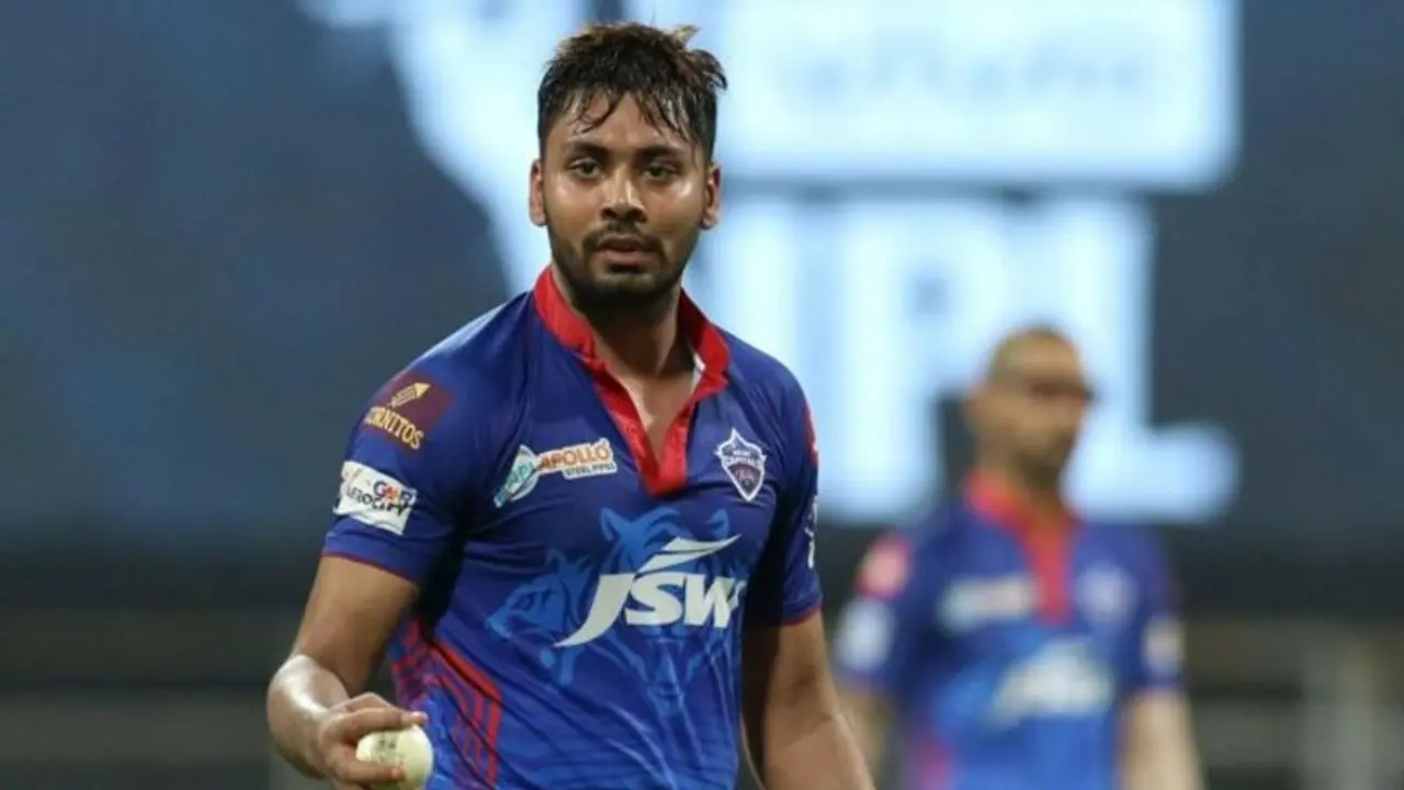 இந்த உலகிற்கு நீ யாருனு காட்ட வேண்டிய நேரம் வந்துருச்சு! போ.. போய் காட்டு! ஆவேஷ் கானை உசுப்பேற்றிய பாண்டிங்