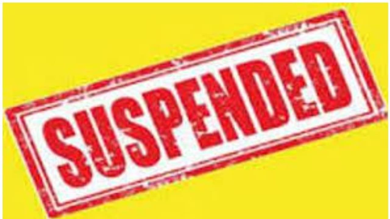 ആദിവാസികൾക്ക് പട്ടയം അനുവദിക്കുന്നതിൽ വീഴ്ച വരുത്തി; ഇടുക്കി തഹസിൽദാരെ സസ്പെൻഡ് ചെയ്തു