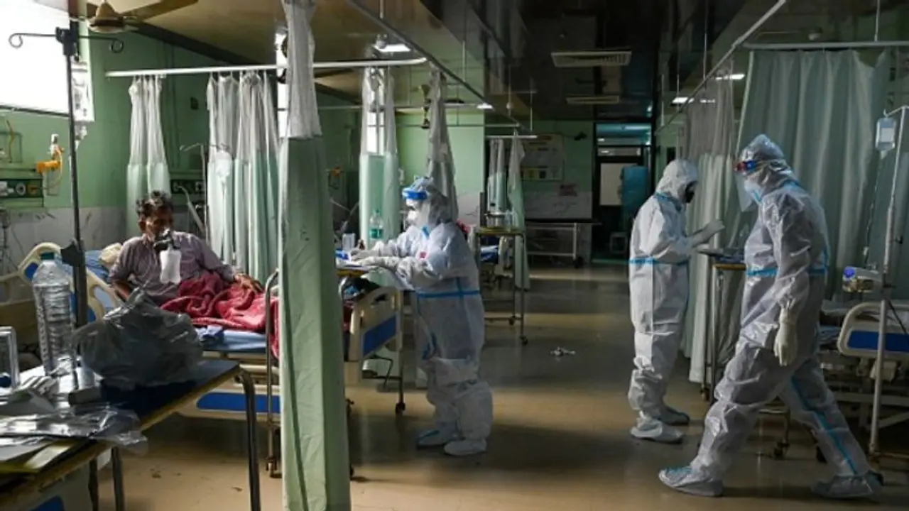 ‘தனியார் மருத்துவமனைகளை அரசு கட்டுப்பாட்டில் எடுக்கனும்’... உயர் நீதிமன்றத்தில் மனு தாக்கல்...! ‘தனியார் மருத்துவமனைகளை அரசு கட்டுப்பாட்டில் எடுக்கனும்’... உயர் நீதிமன்றத்தில் மனு தாக்கல்...!