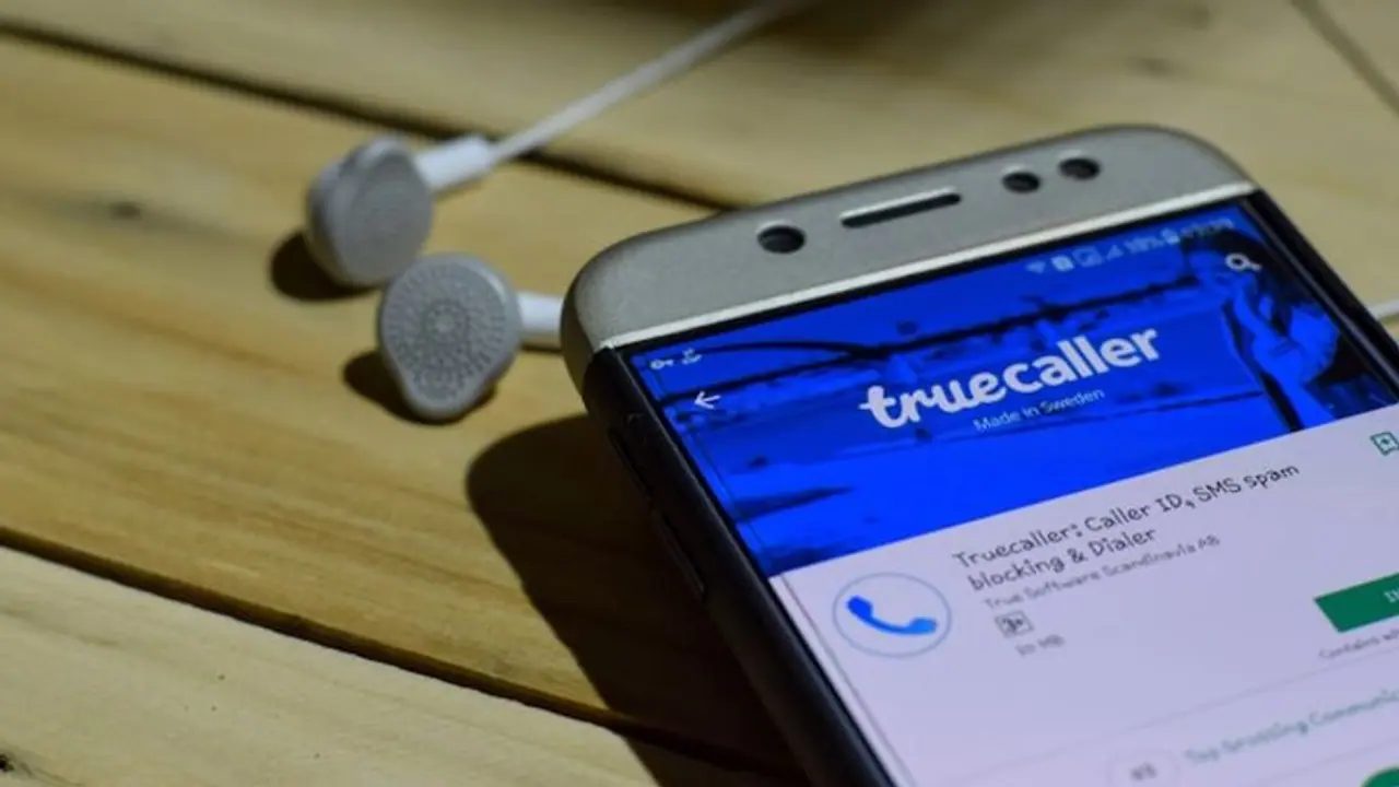 Truecaller joins hands with MapmyIndia and FactChecker; users will get reliable Covid 19 data