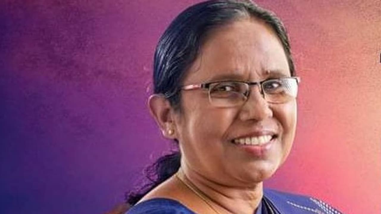 'വടകര കൈവിടില്ല'; തോൽക്കണമെങ്കിൽ അട്ടിമറി നടക്കണമെന്ന് കെ കെ ശൈലജ 'വടകര കൈവിടില്ല'; തോൽക്കണമെങ്കിൽ അട്ടിമറി നടക്കണമെന്ന് കെ കെ ശൈലജ