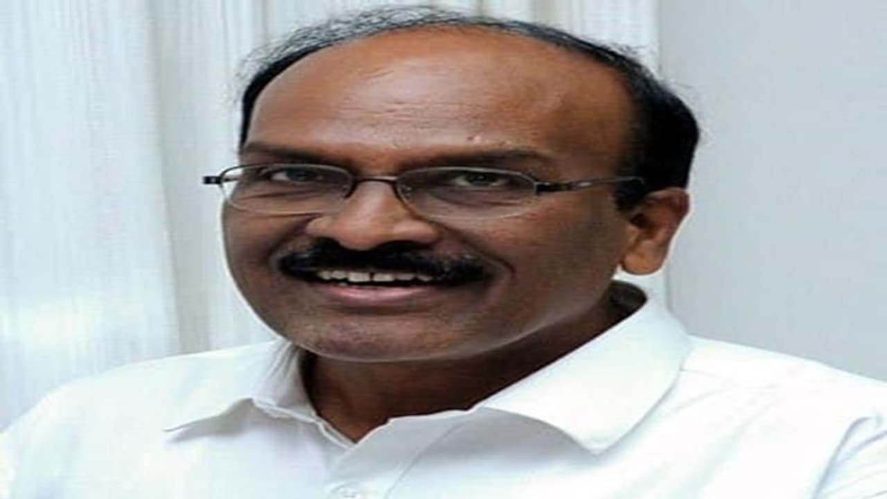 టీఎస్‌పీఎస్‌సీ చైర్మెన్‌గా జనార్ధన్ రెడ్డి నియామకం: కేసీఆర్ సర్కార్ నిర్ణయం