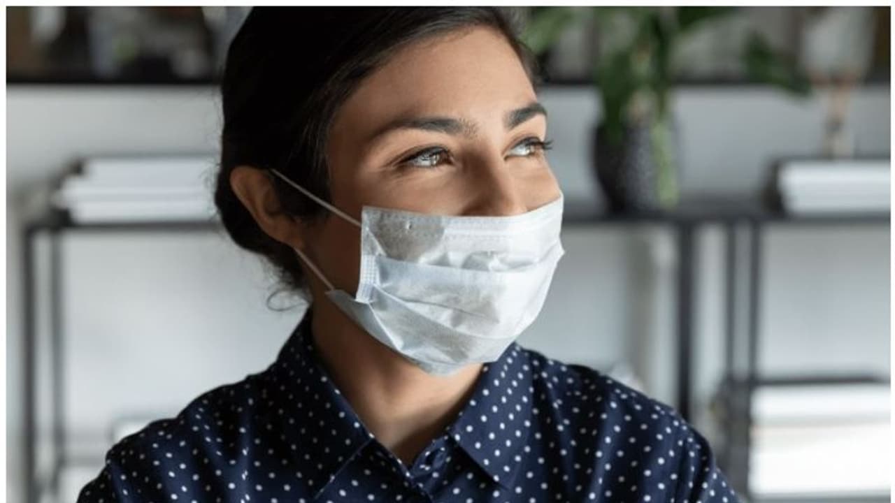 'ഹാപ്പിയായി ഇരിക്കൂ'; ഈ കൊവിഡ് കാലത്ത് ശ്രദ്ധിക്കേണ്ട ചില കാര്യങ്ങൾ 'ഹാപ്പിയായി ഇരിക്കൂ'; ഈ കൊവിഡ് കാലത്ത് ശ്രദ്ധിക്കേണ്ട ചില കാര്യങ്ങൾ