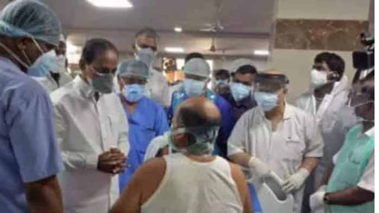 నిన్న గాంధీ... నేడు ఏజిఎం... కరోనా రోగులకు సీఎం కేసీఆర్ భరోసా నిన్న గాంధీ... నేడు ఏజిఎం... కరోనా రోగులకు సీఎం కేసీఆర్ భరోసా