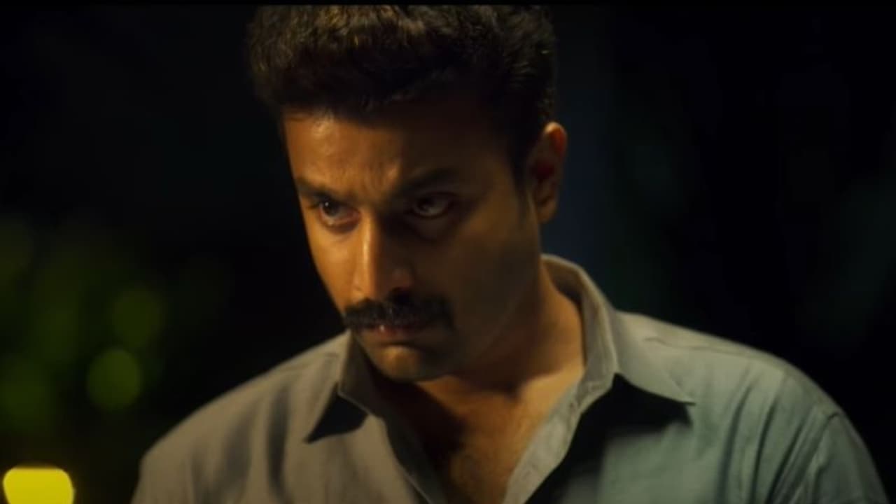 ദീപക് പറമ്പോല് നായകനാവുന്ന ത്രില്ലര്; 'ദി ലാസ്റ്റ് ടു ഡെയ്സ്' ട്രെയ്ലര് ദീപക് പറമ്പോല് നായകനാവുന്ന ത്രില്ലര്; 'ദി ലാസ്റ്റ് ടു ഡെയ്സ്' ട്രെയ്ലര്