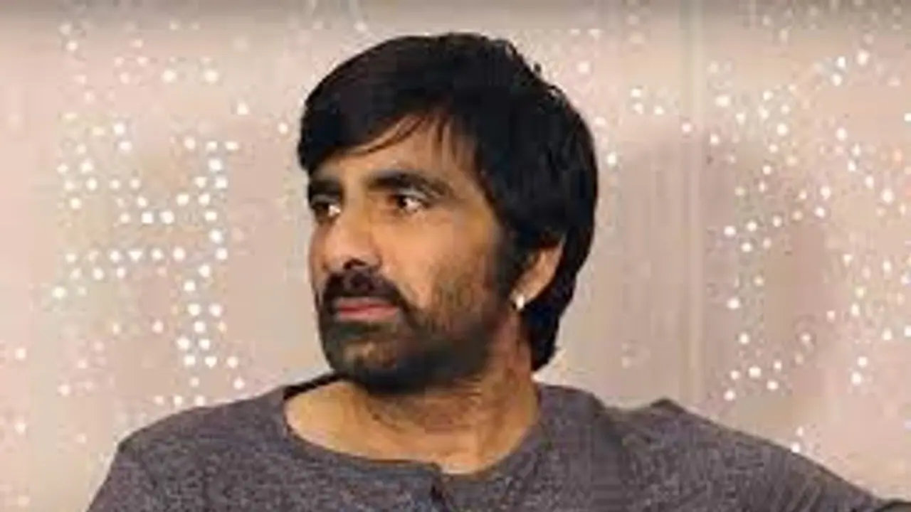 Ravi Teja:షూటింగ్ లో జారి పడ్డ రవితేజ, పది కుట్లు Ravi Teja:షూటింగ్ లో జారి పడ్డ రవితేజ, పది కుట్లు