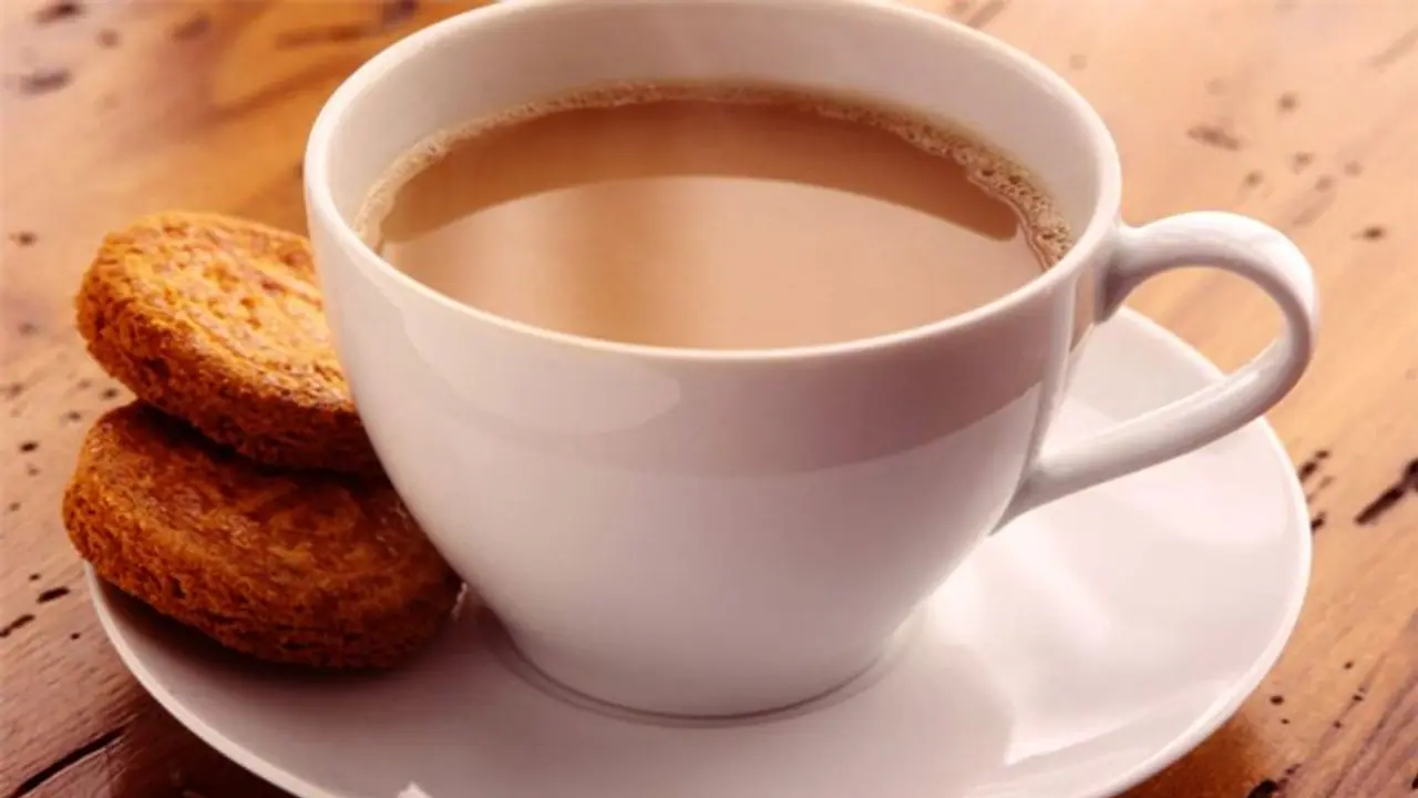 ചായ പ്രേമികളേ... കടുപ്പം കൂട്ടാൻ ചായ അധികം നേരം തിളപ്പിക്കരുതേ, കാരണം ഇതാണ്