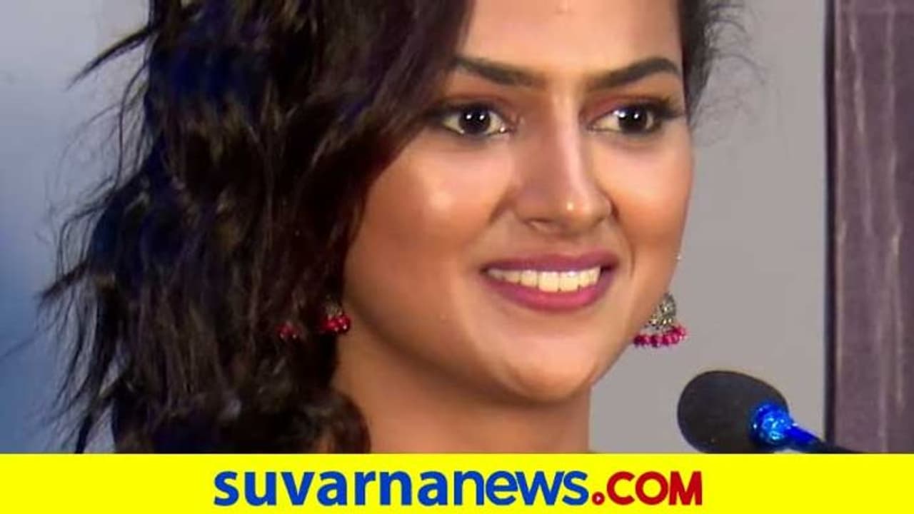 ಮದುವೆ ಬಗ್ಗೆ ಕೇಳಿದರೆ ಸರಿ ಇರಲ್ಲ; ಶ್ರದ್ಧಾ ಶ್ರೀನಾಥ್ ಹೇಳಿದ ಇಂಟರೆಸ್ಟಿಂಗ್ ಸಂಗತಿಗಳು! ಮದುವೆ ಬಗ್ಗೆ ಕೇಳಿದರೆ ಸರಿ ಇರಲ್ಲ; ಶ್ರದ್ಧಾ ಶ್ರೀನಾಥ್ ಹೇಳಿದ ಇಂಟರೆಸ್ಟಿಂಗ್ ಸಂಗತಿಗಳು!