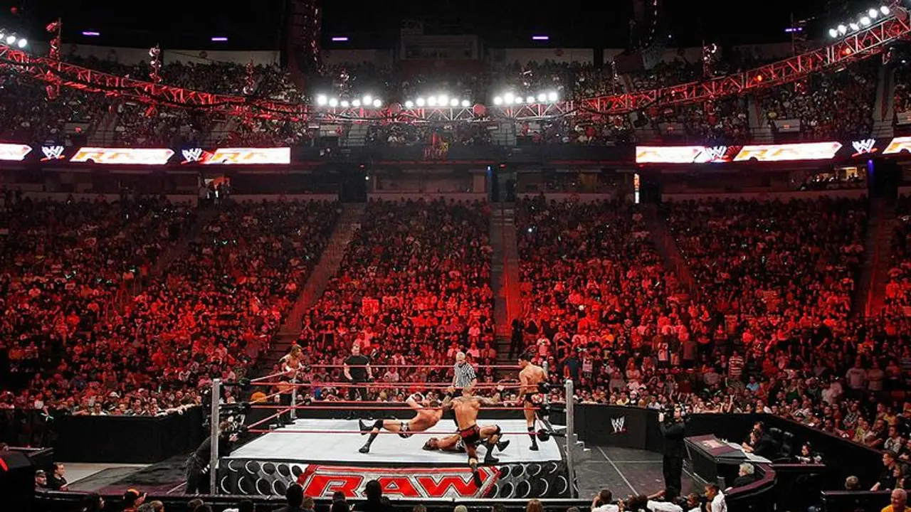 WWE: These 2 stars are tipped for special appearance during Monday Night RAW Halloween episode WWE: These 2 stars are tipped for special appearance during Monday Night RAW Halloween episode