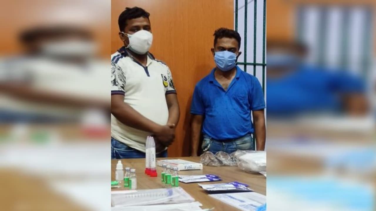 দীর্ঘ দিন ধরে চলছিল নকল করোনা পরীক্ষা, অবশেষে পর্দা ফাঁস দীর্ঘ দিন ধরে চলছিল নকল করোনা পরীক্ষা, অবশেষে পর্দা ফাঁস