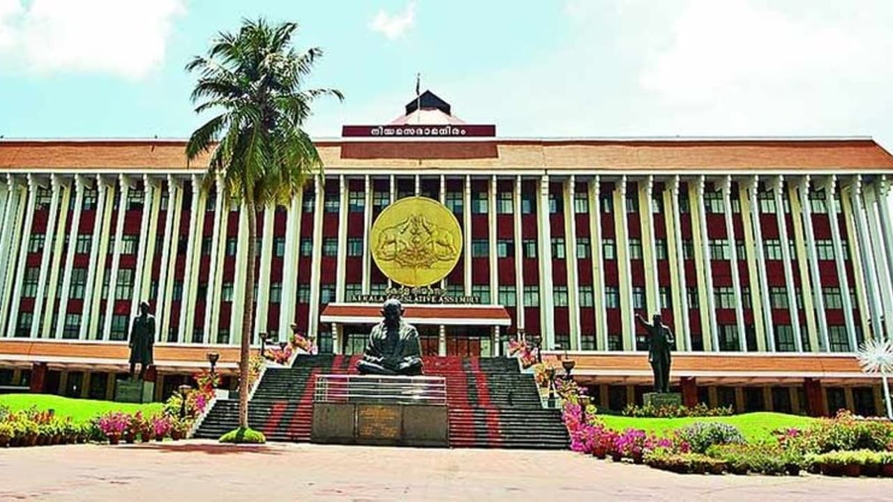 ഇടത് സർക്കാറിന്റെ പുതിയ നീക്കം, പട്ടയഭൂമിയിലെ ചട്ടലംഘനം ക്രമപ്പെടുത്താൻ പരമാധികാരം, നിയമഭേദഗതി സഭയിലെത്തും 