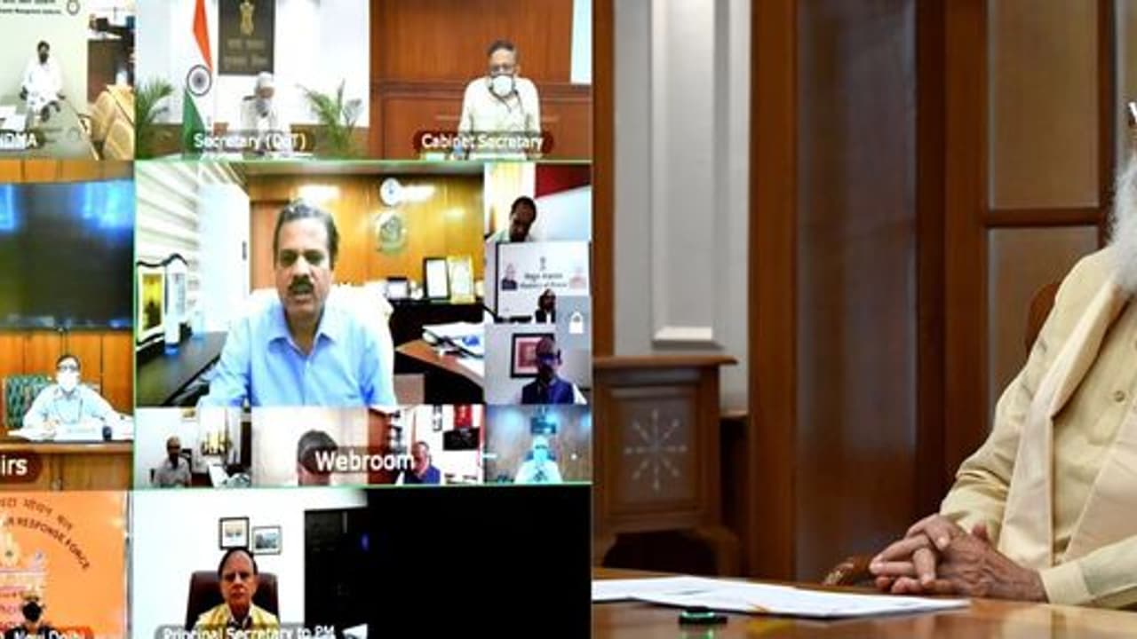 पीएम मोदी ने साइक्लोन ‘यास’ से निपटने की तैयारियों का किया रिव्यू, बोले लोगों को सबसे पहले सुरक्षित निकाला जाए पीएम मोदी ने साइक्लोन ‘यास’ से निपटने की तैयारियों का किया रिव्यू, बोले लोगों को सबसे पहले सुरक्षित निकाला जाए