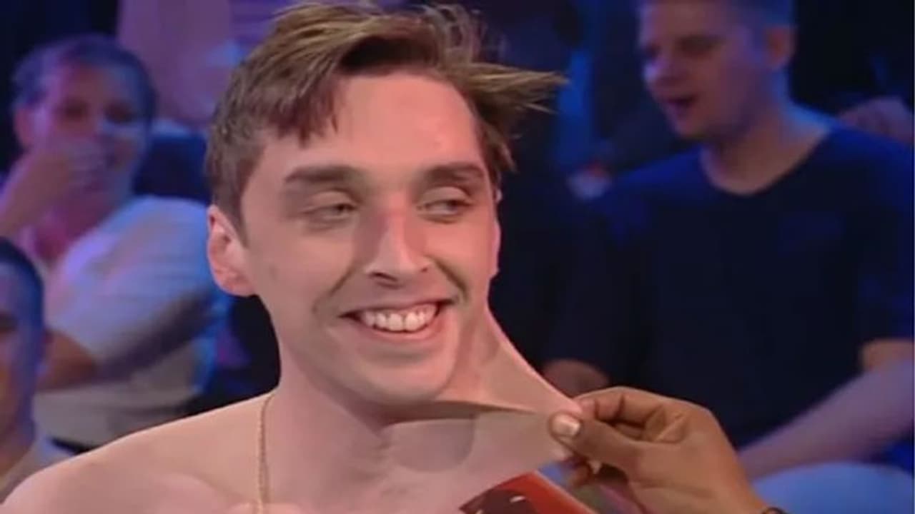 ఇదేం చర్మంరా బాబు.. రబ్బర్ సాగినట్లు సాగుతోంది..! ఇదేం చర్మంరా బాబు.. రబ్బర్ సాగినట్లు సాగుతోంది..!