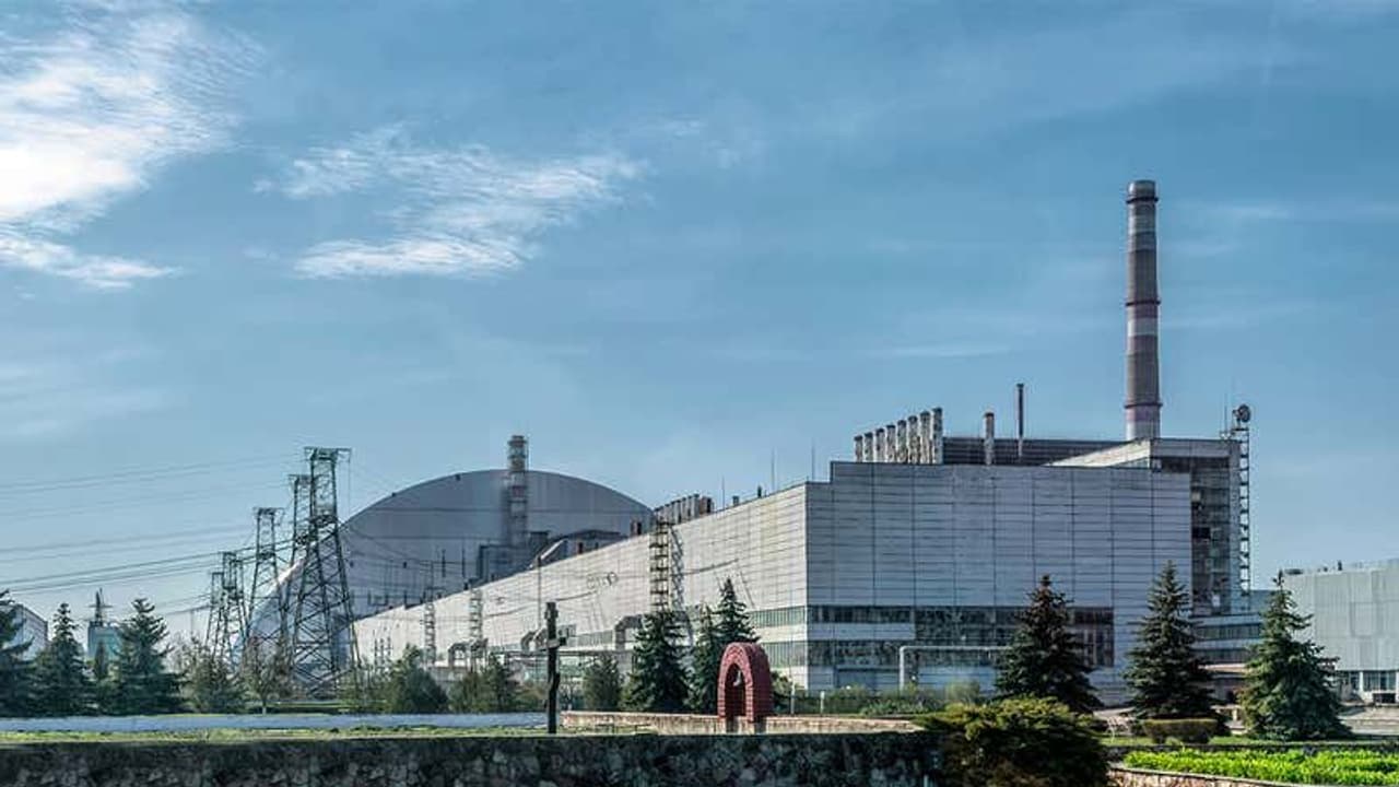 ആര്‍ക്കും കയറാനാവാത്ത ആണവമുറിയില്‍ അസാധാരണ പുകയല്‍; ദുരന്ത ഭീതിയില്‍ ലോകം