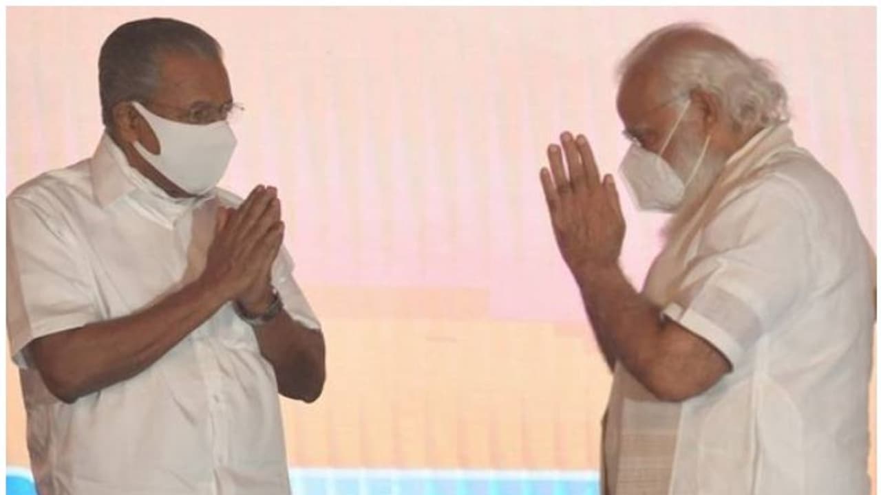 കൊച്ചി മെട്രോ രണ്ടാം ഘട്ടത്തിന് അനുമതി: പ്രധാനമന്ത്രിയെ നന്ദിയറിയിച്ച് മുഖ്യമന്ത്രി കൊച്ചി മെട്രോ രണ്ടാം ഘട്ടത്തിന് അനുമതി: പ്രധാനമന്ത്രിയെ നന്ദിയറിയിച്ച് മുഖ്യമന്ത്രി