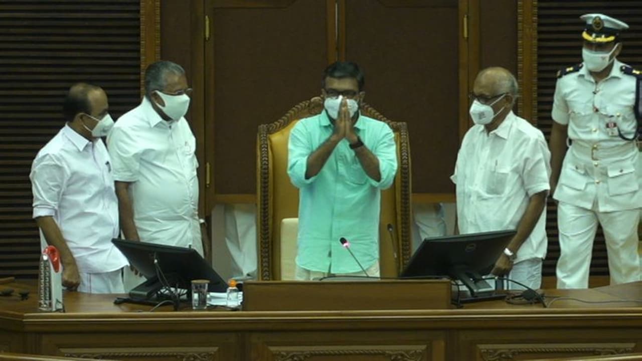 ലക്ഷദ്വീപിനൊപ്പം കേരളം: നിയമസഭ സംയുക്ത പ്രമേയം പാസാക്കും, ഭരണപക്ഷവും പ്രതിപക്ഷവും പിന്തുണയ്ക്കും ലക്ഷദ്വീപിനൊപ്പം കേരളം: നിയമസഭ സംയുക്ത പ്രമേയം പാസാക്കും, ഭരണപക്ഷവും പ്രതിപക്ഷവും പിന്തുണയ്ക്കും