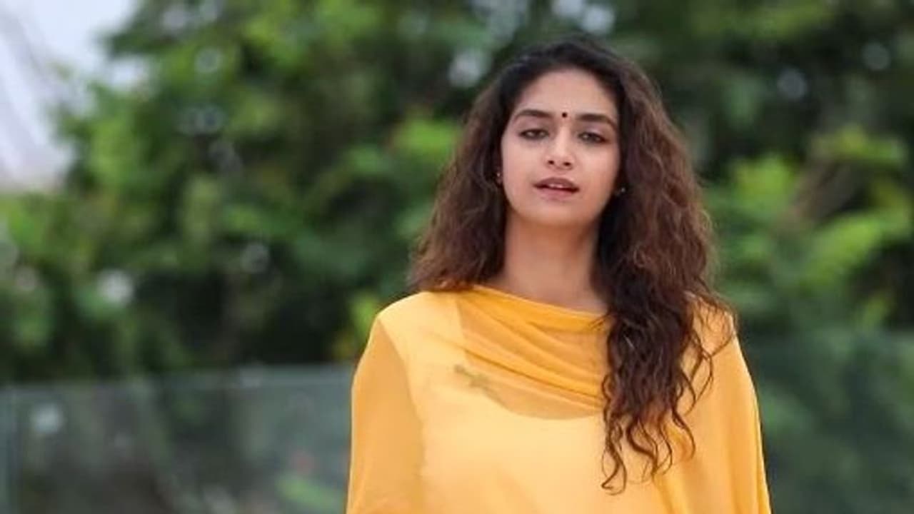 கொரோனாவே இல்லாத தமிழ் நாட்டை உருவாக்குவோம்... வைரலாகும் நடிகை கீர்த்தி சுரேஷின் விழிப்புணர்வு வீடியோ..! கொரோனாவே இல்லாத தமிழ் நாட்டை உருவாக்குவோம்... வைரலாகும் நடிகை கீர்த்தி சுரேஷின் விழிப்புணர்வு வீடியோ..!