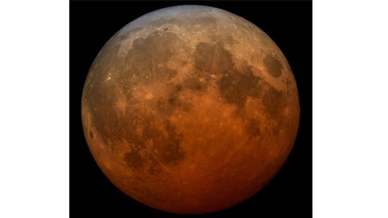 supermoon:2022ம் ஆண்டின் கடைசி ‘சூப்பர் மூன்’ இன்று வானில் தெரியும்: பெயர் என்ன? தமிழகத்தில் பார்க்க முடியுமா?