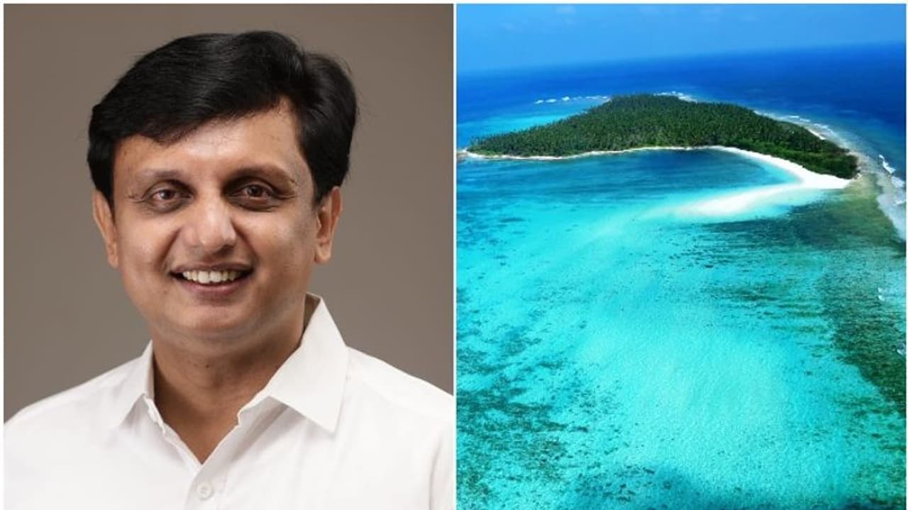 ലക്ഷദ്വീപിന്റെ സമാധാനാന്തരീക്ഷം തകർക്കാനുള്ള ശ്രമങ്ങളിൽ നിന്ന് കേന്ദ്രം പിന്മാറണമെന്ന് മന്ത്രി മുഹമ്മദ് റിയാസ് ലക്ഷദ്വീപിന്റെ സമാധാനാന്തരീക്ഷം തകർക്കാനുള്ള ശ്രമങ്ങളിൽ നിന്ന് കേന്ദ്രം പിന്മാറണമെന്ന് മന്ത്രി മുഹമ്മദ് റിയാസ്
