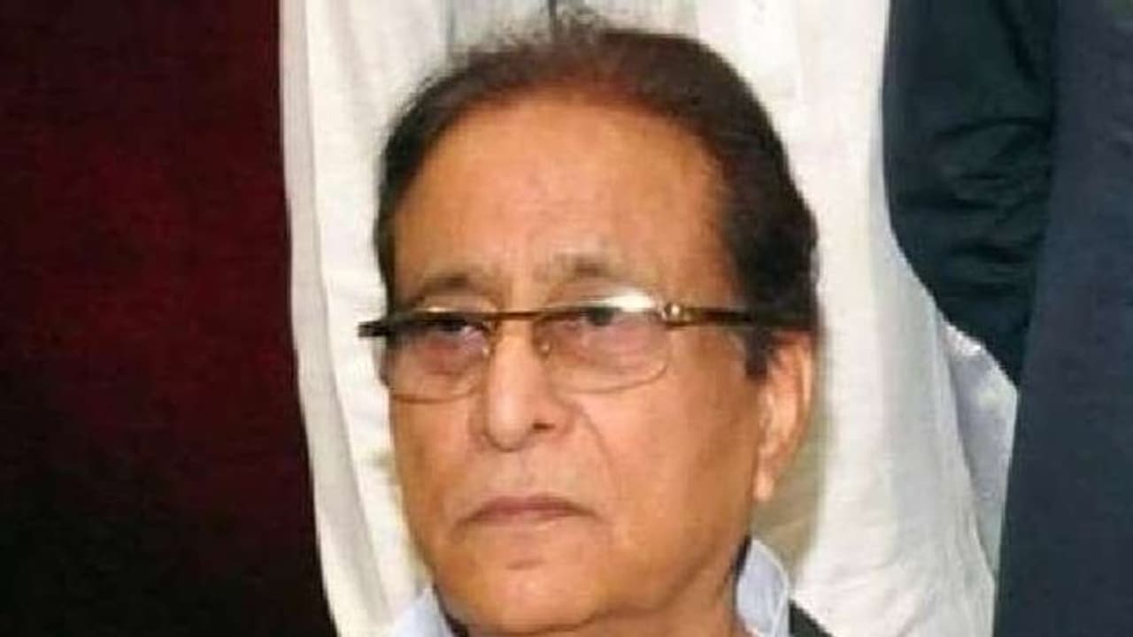 సమాజ్వాదీ పార్టీ నేత ఆజాంఖాన్ ఆరోగ్యం విషమం సమాజ్వాదీ పార్టీ నేత ఆజాంఖాన్ ఆరోగ్యం విషమం