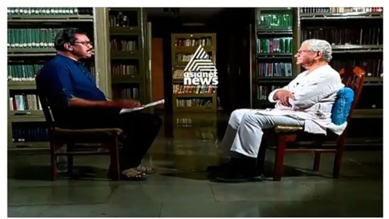 'സിപിഎമ്മില് വണ്മാന്ഷോയില്ല'; ശൈലജ രാജ്യത്തിനാകെ മാതൃക, ബംഗാളില് പാര്ട്ടി തിരിച്ചുവരുമെന്നും യെച്ചൂരി 'സിപിഎമ്മില് വണ്മാന്ഷോയില്ല'; ശൈലജ രാജ്യത്തിനാകെ മാതൃക, ബംഗാളില് പാര്ട്ടി തിരിച്ചുവരുമെന്നും യെച്ചൂരി