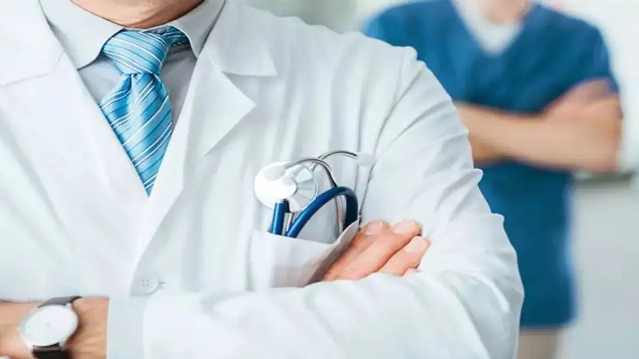 Russia Ukraine Crisis: ಉಕ್ರೇನ್‌ನಲ್ಲಿ ವೈದ್ಯಕೀಯ ಶಿಕ್ಷಣ ಪೂರೈಸಿದವರಿಗೆ ಭಾರತದಲ್ಲಿ ಇಂಟರ್ನ್‌ಶಿಪ್‌