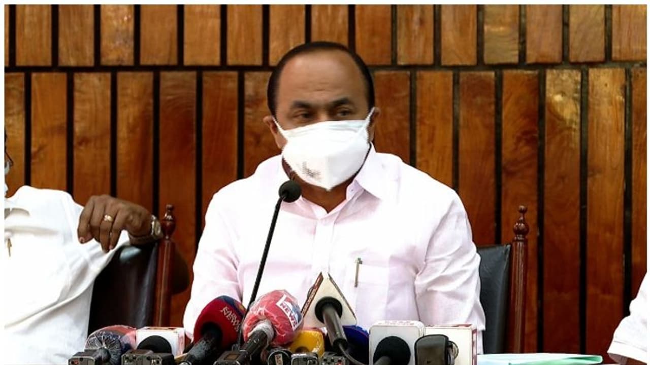 ഇടതുവൽക്കരണവും ബന്ധുനിയമനങ്ങളും സർവകലാശാലകളെ തകർക്കുന്നു; വിശ്വാസം നഷ്ടപ്പെട്ടുവെന്ന് സതീശന്‍