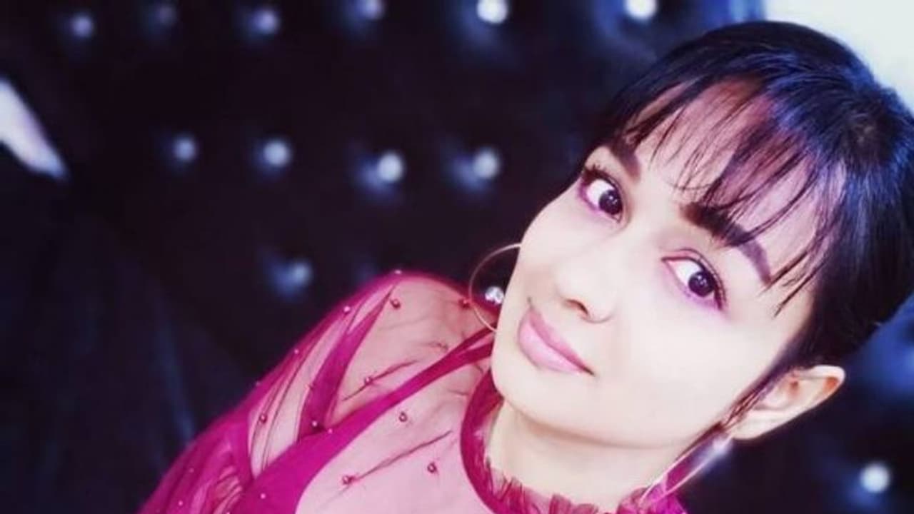 3 முறை கருக்கலைத்து கம்பி எண்ணிய மாஜி அமைச்சர்.. குற்றப்பத்திரிக்கை தாக்கல் செய்ய சொல்லி கதறும் நடிகை. 3 முறை கருக்கலைத்து கம்பி எண்ணிய மாஜி அமைச்சர்.. குற்றப்பத்திரிக்கை தாக்கல் செய்ய சொல்லி கதறும் நடிகை.