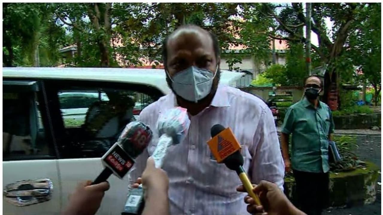 വ്യവസായികളും സംരഭകരുമായി സർക്കാരിന് മികച്ച ബന്ധമെന്ന് വ്യവസായ മന്ത്രി വ്യവസായികളും സംരഭകരുമായി സർക്കാരിന് മികച്ച ബന്ധമെന്ന് വ്യവസായ മന്ത്രി