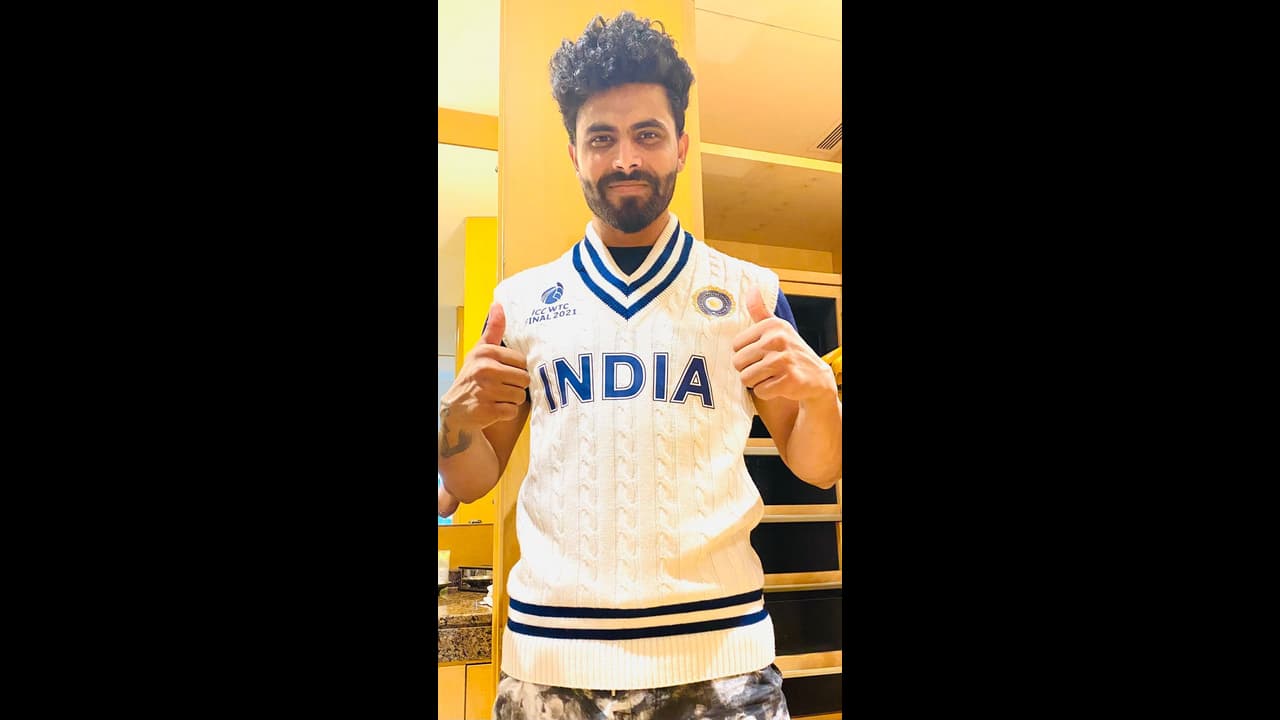 டெஸ்ட் சாம்பியன்ஷிப் ஃபைனலுக்கான இந்திய அணியின் ஜெர்சி..! டுவிட்டரில் ஃபோட்டோவை பகிர்ந்த ஜடேஜா