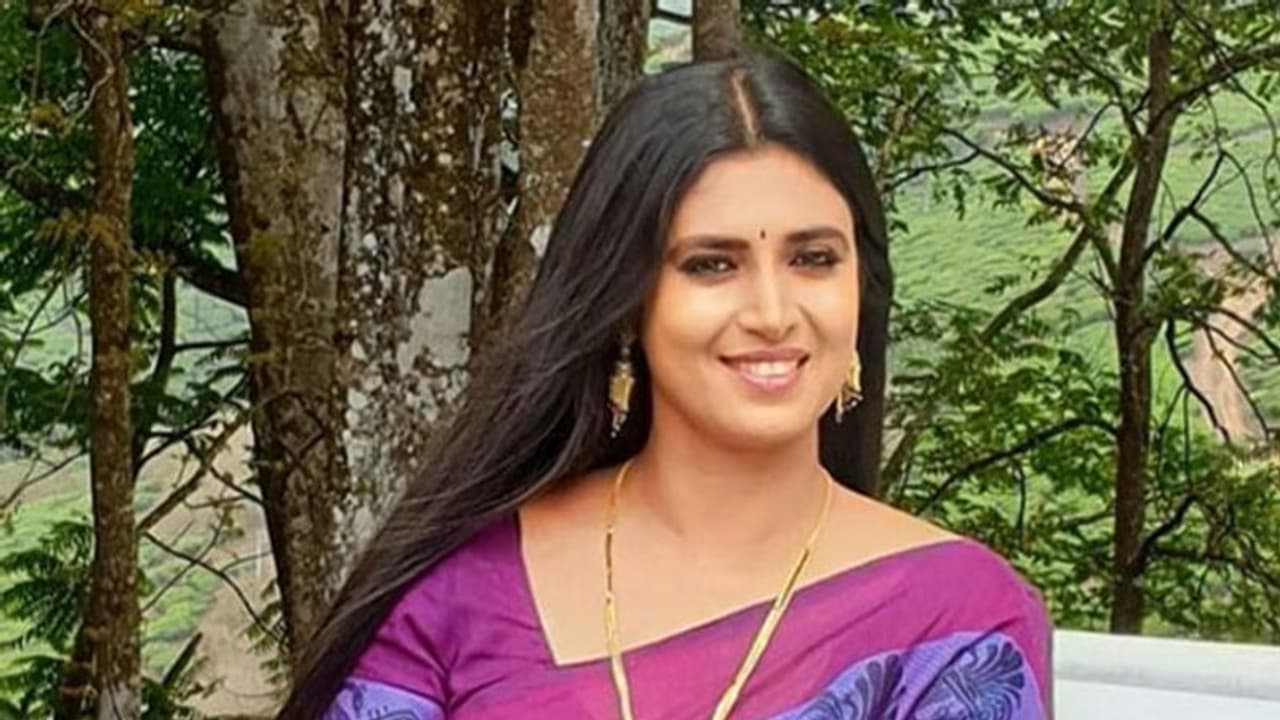 ఆయన చావుకు మేము కారణం అంటావా?... నటి కస్తూరి ట్వీట్ పై వెల్లువెత్తిన వ్యతిరేకత!