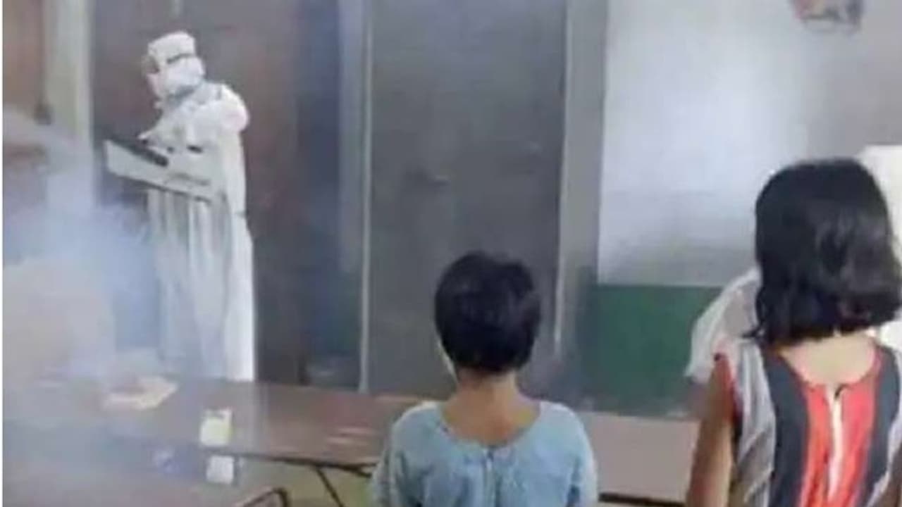 यूपी के बाद बिहार सरकार का ऐलान, कोरोना से अनाथ हुए बच्चों की मदद के लिए तैयार किया ये प्लान यूपी के बाद बिहार सरकार का ऐलान, कोरोना से अनाथ हुए बच्चों की मदद के लिए तैयार किया ये प्लान