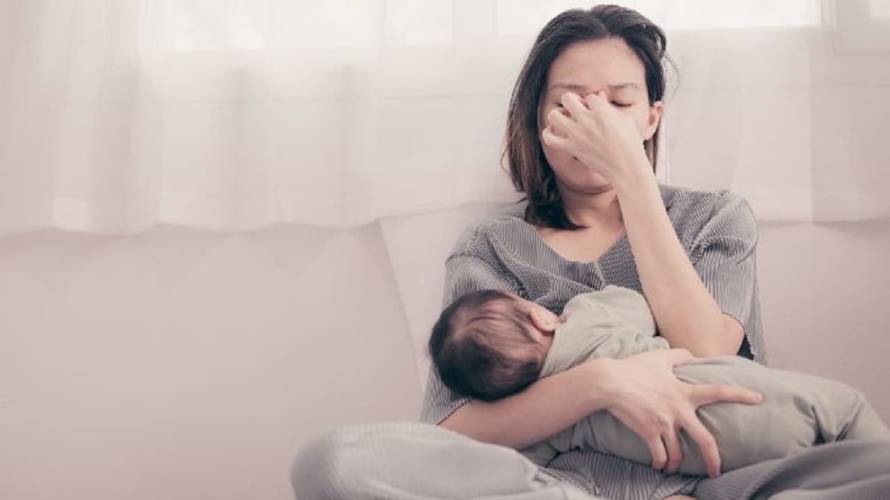 Postpartum Depression : പ്രസവാനന്തര വിഷാദം നിസ്സാരമല്ല; അറിഞ്ഞിരിക്കണം ഈ കാര്യങ്ങൾ
