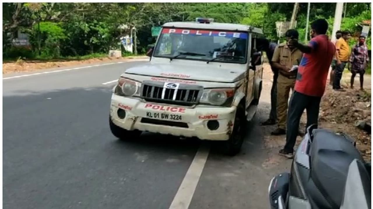Police: തിരുവനന്തപുരത്ത് വീണ്ടും പൊലീസ് മൂന്നാംമുറ? ആറ്റിങ്ങൽ എസ്ഐക്കെതിരെ പരാതി; അന്വേഷണം തുടങ്ങി