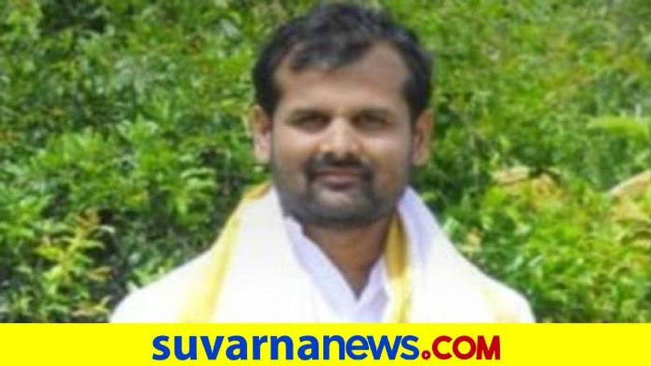 ಕೊಪ್ಪಳ: ಕೊರೋನಾದಿಂದ ಅನಾಥ ಮಕ್ಕಳ ಹೊಣೆ ಹೊರಲು ಮುಂದಾದ ಗಡ್ಡಿಮಠ ಶ್ರೀ ಕೊಪ್ಪಳ: ಕೊರೋನಾದಿಂದ ಅನಾಥ ಮಕ್ಕಳ ಹೊಣೆ ಹೊರಲು ಮುಂದಾದ ಗಡ್ಡಿಮಠ ಶ್ರೀ