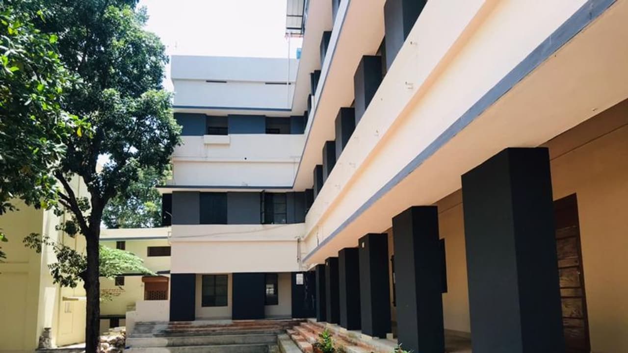 Asianet News Impact: നിയമന ശുപാർശ കിട്ടിയ അധ്യാപകർക്ക് ജോലിയിൽ പ്രവേശിക്കാമെന്ന് സർക്കാർ Asianet News Impact: നിയമന ശുപാർശ കിട്ടിയ അധ്യാപകർക്ക് ജോലിയിൽ പ്രവേശിക്കാമെന്ന് സർക്കാർ