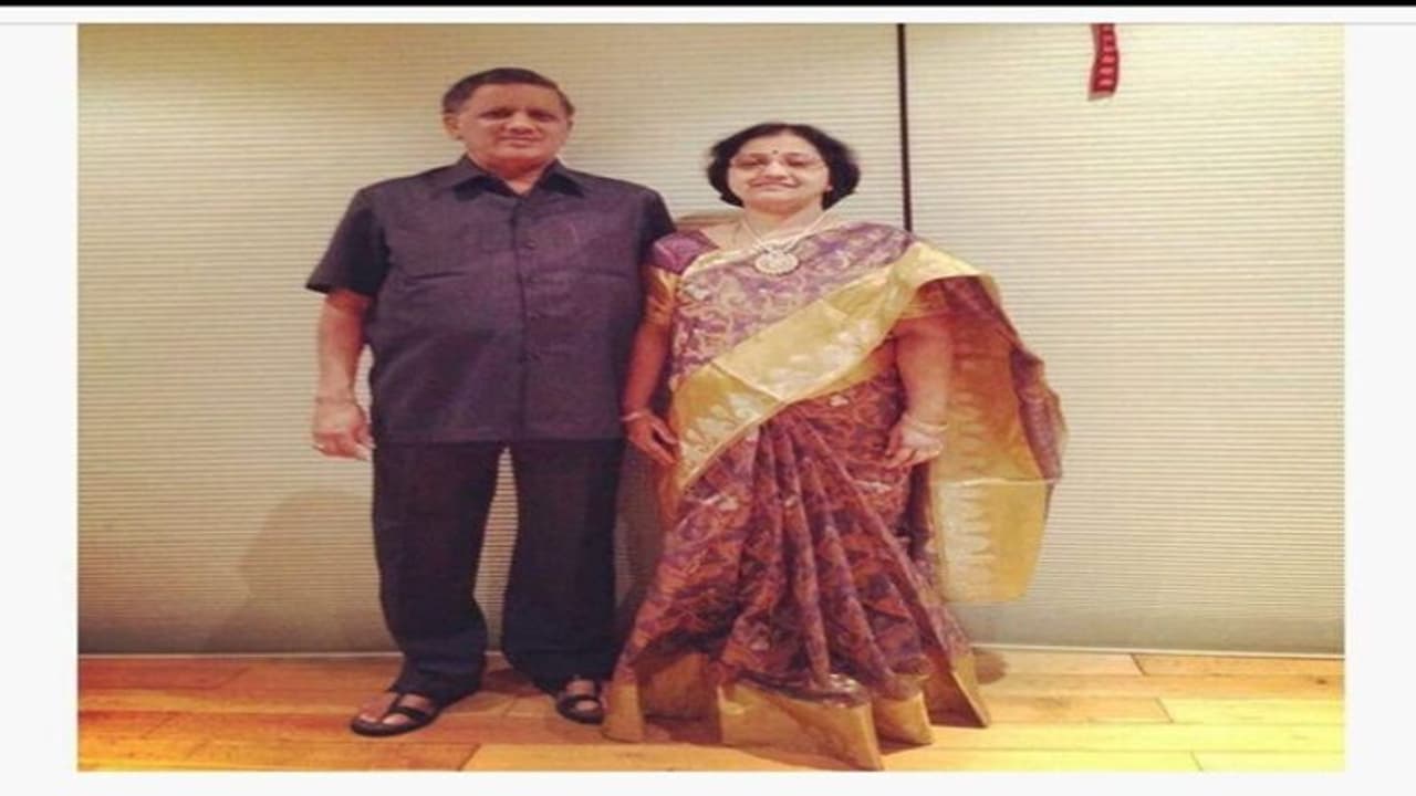 కరోనా : మాజీ సీఎస్ ఎస్వీ ప్రసాద్ సతీమణి కన్నుమూత కరోనా : మాజీ సీఎస్ ఎస్వీ ప్రసాద్ సతీమణి కన్నుమూత