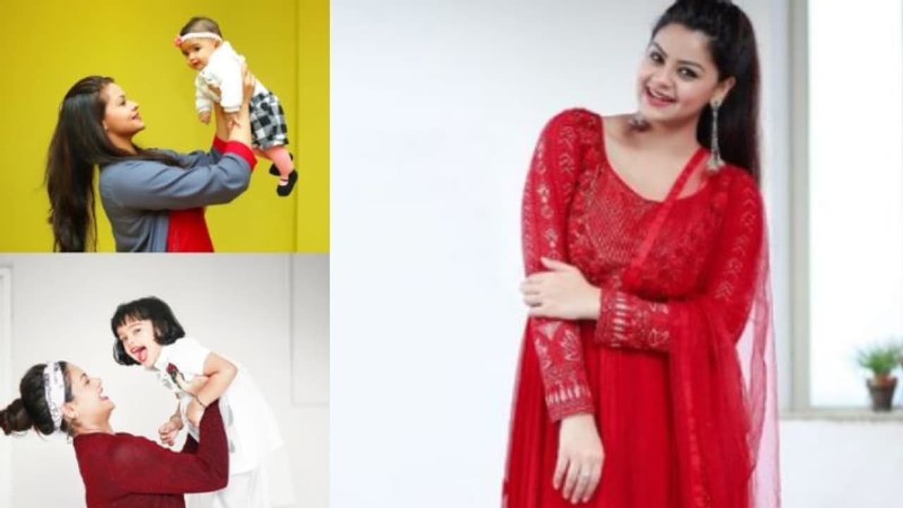 'രണ്ട് കാലങ്ങള്, ഒരേ പോസ്', മകള്ക്കൊപ്പം നടി ശില്പ ബാല, ഫോട്ടോ ഏറ്റെടുത്ത് ആരാധകര് 'രണ്ട് കാലങ്ങള്, ഒരേ പോസ്', മകള്ക്കൊപ്പം നടി ശില്പ ബാല, ഫോട്ടോ ഏറ്റെടുത്ത് ആരാധകര്