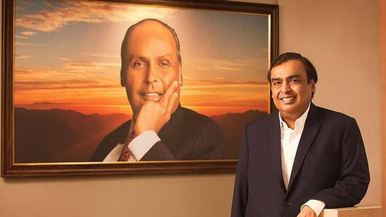 কোভিডে মৃত্যু হলেও ৫ বছর বেতন পাবে কর্মীর পরিবার, অবাক করলেন মুকেশ অম্বানী