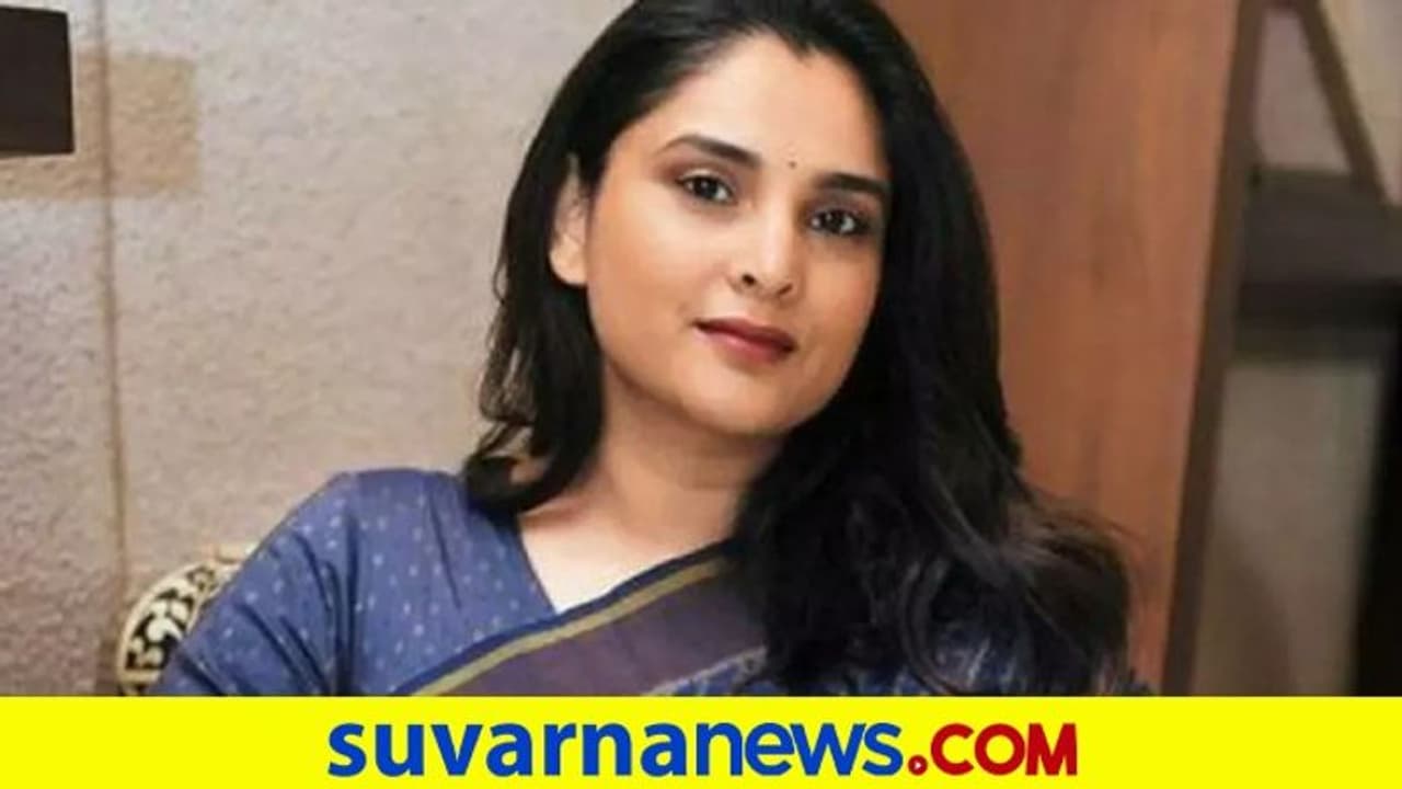 Bengaluru Airport:ವಿಮಾನ ನಿಲ್ದಾಣದಲ್ಲಿ ಇಳಿಯುತ್ತಿದ್ದಂತೆಯೇ ಅಲ್ಲಿನ ವ್ಯವಸ್ಥೆ ಬಗ್ಗೆ ಬರೆದ ರಮ್ಯಾ! Bengaluru Airport:ವಿಮಾನ ನಿಲ್ದಾಣದಲ್ಲಿ ಇಳಿಯುತ್ತಿದ್ದಂತೆಯೇ ಅಲ್ಲಿನ ವ್ಯವಸ್ಥೆ ಬಗ್ಗೆ ಬರೆದ ರಮ್ಯಾ!