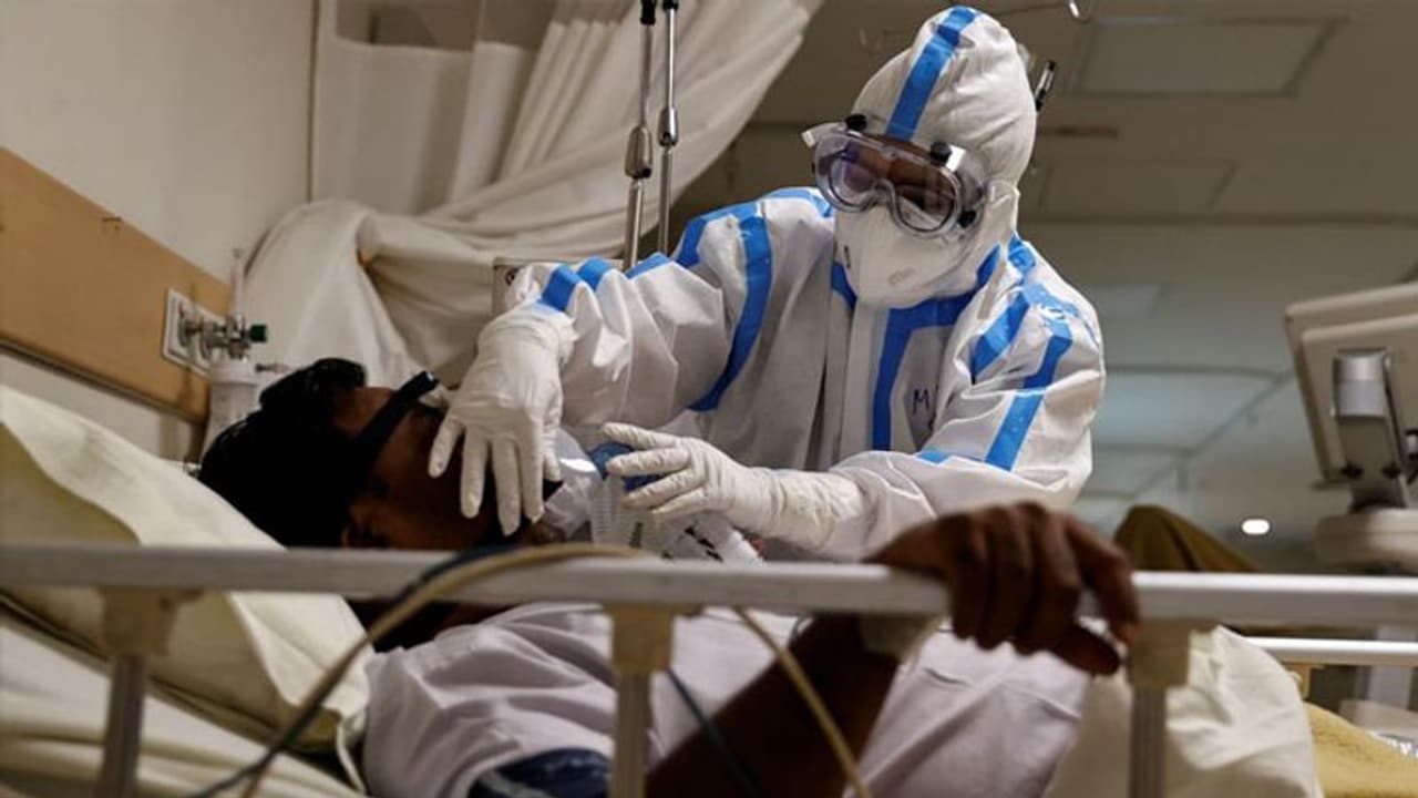 Corona Crisis: ಒಂದೇ ದಿನ ಕೋವಿಡ್ಗೆ 3 ಬಲಿ: 4 ತಿಂಗಳಲ್ಲೇ ಮೊದಲು Corona Crisis: ಒಂದೇ ದಿನ ಕೋವಿಡ್ಗೆ 3 ಬಲಿ: 4 ತಿಂಗಳಲ್ಲೇ ಮೊದಲು