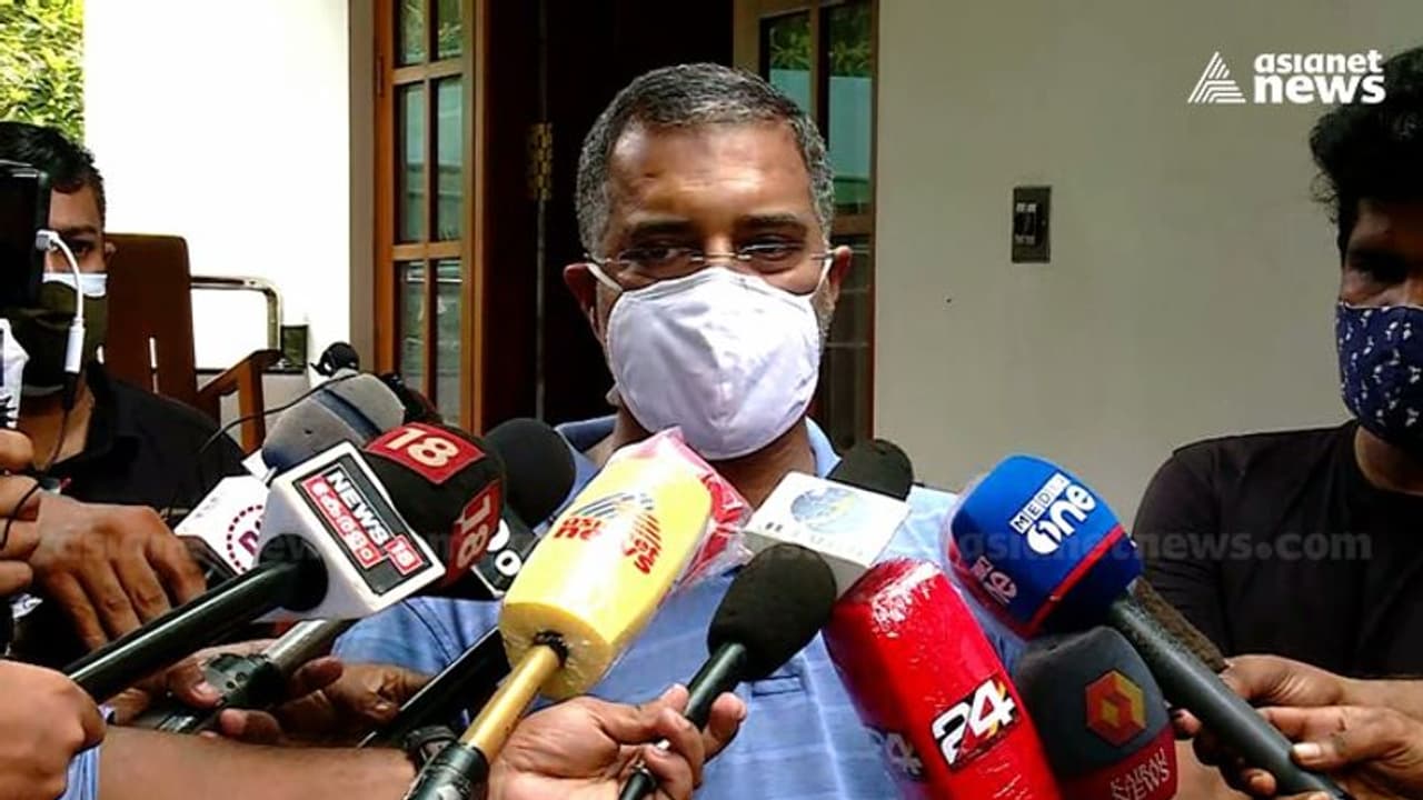 'ആക്രമണത്തിന് ഇഎംഎസിന്റെ കുടുംബവും ഇരകൾ' , വാരിയംകുന്നനെതിരെ വീണ്ടും അബ്ദുള്ളക്കുട്ടി 'ആക്രമണത്തിന് ഇഎംഎസിന്റെ കുടുംബവും ഇരകൾ' , വാരിയംകുന്നനെതിരെ വീണ്ടും അബ്ദുള്ളക്കുട്ടി