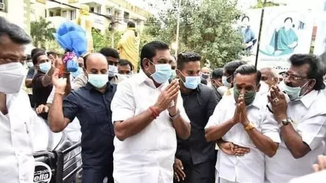 ஈரோடு கிழக்கு தொகுதியில் ஜனநாயக படுகொலை நடைபெறுகிறது எடப்பாடி ஆவேசம்