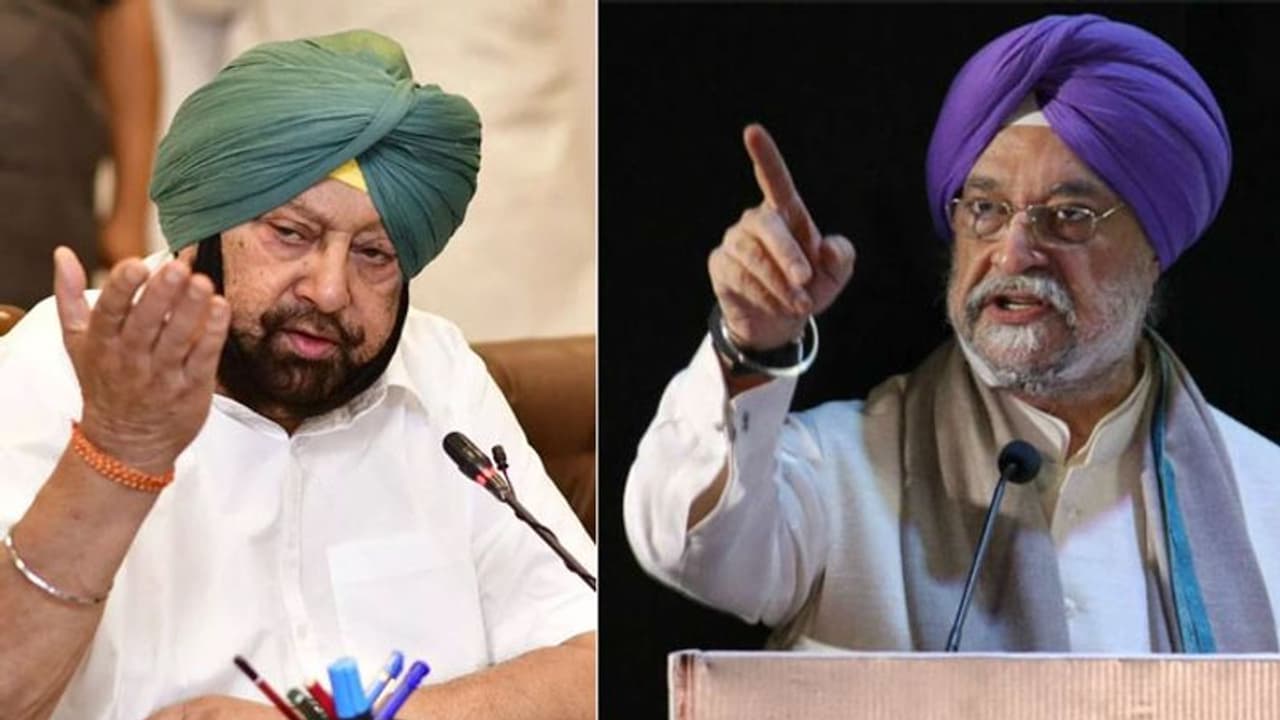 वैक्सीन विवाद पर बोले केंद्रीय मंत्री समाजसेवा की जगह सरकार का समय कैप्टन और सिद्धू के 'मैच' पर लगा है वैक्सीन विवाद पर बोले केंद्रीय मंत्री समाजसेवा की जगह सरकार का समय कैप्टन और सिद्धू के 'मैच' पर लगा है