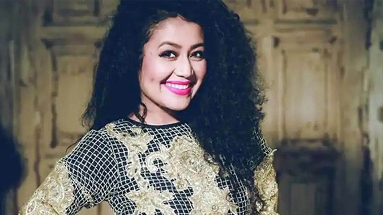 Neha kakkar: ৫০০ টাকা প্রথম উপার্জন, আজ কত কোটি পারিশ্রমিক পান 'রিমেক কুইন' নেহা